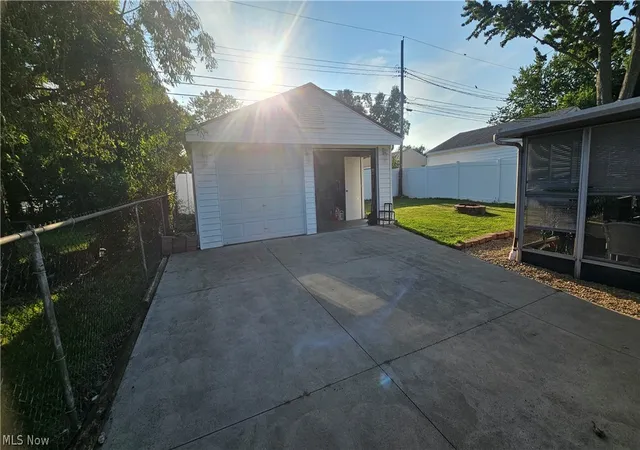 29th image of 284 Thelma Dr, Sheffield Lake, OH 44054 | MLS# 5226468