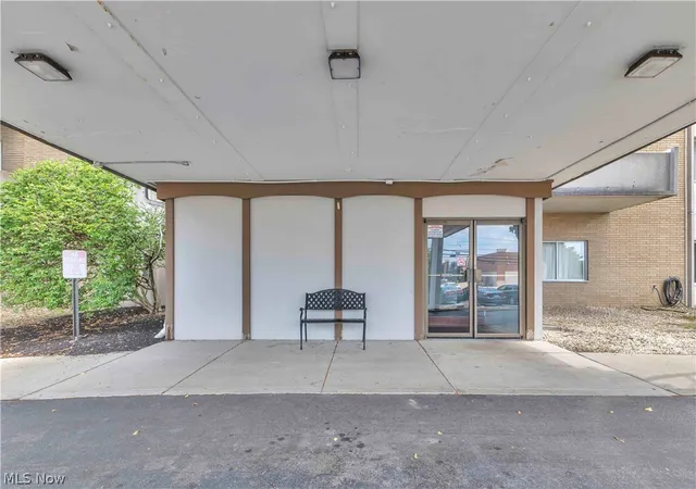 4th image of 3167 Linden Rd, Rocky River, OH 44116
