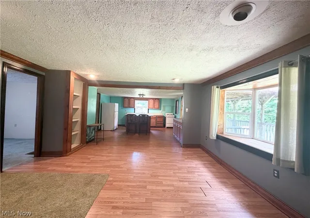Homes for sale in Wellsburg, WV | 581 Fowler Hill Rd, Wellsburg, WV 26070 | MLS# 5225884
