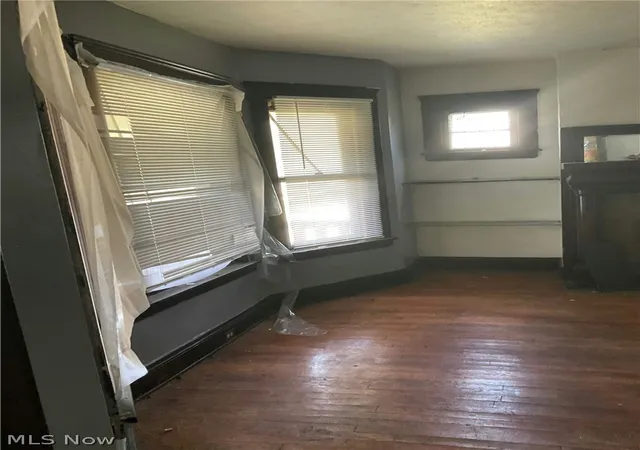 Photo 3 of House for sale at 11910 Chesterfield Ave, Cleveland, OH 44108 | MLS# 5226698 | Listing updated on 2026-07-11