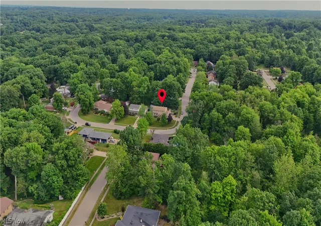 2nd image of 1660 Squaw Creek Dr, Girard, OH 44420 | MLS# 5226434