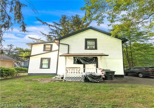 Photo 4 of Single family home for sale at 386 E Voris St, Akron, OH 44311 | MLS# 5225901 | Listing updated on 2026-07-11