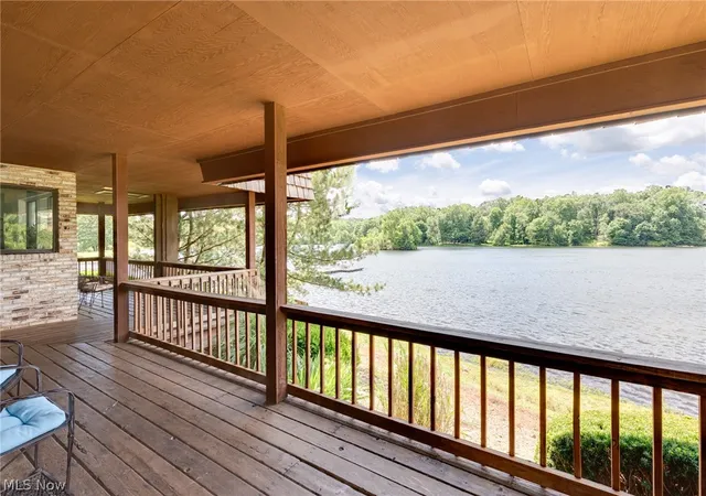 2nd image of 200 Granger Rd, Medina, OH 44256