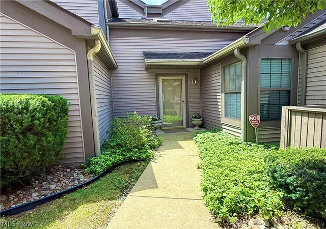 2nd image of 4084 Saint Andrews Ct #2, Canfield, OH 44406 | MLS# 5226200
