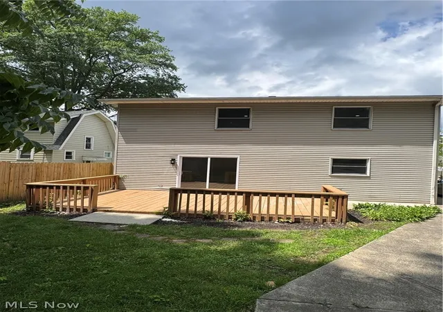 49th image of 1281 S Hawkins Ave, Akron, OH 44320 | MLS# 5225288