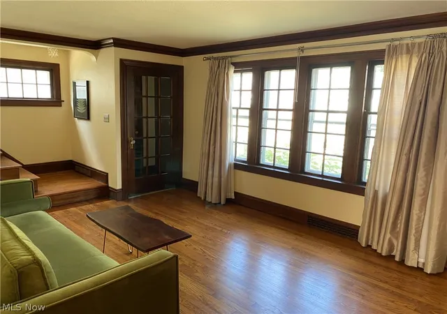 Photo 3 of Single family home for sale at 1600 Oakmount Rd, Cleveland, OH 44121 | MLS# 5226315 | Listing updated on 2026-08-29