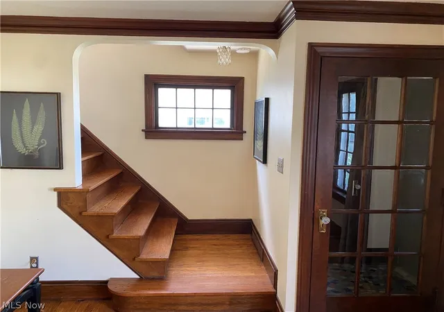 Photo 3 of Single family home for sale at 1600 Oakmount Rd, Cleveland, OH 44121 | MLS# 5226315 | Listing updated on 2026-08-29