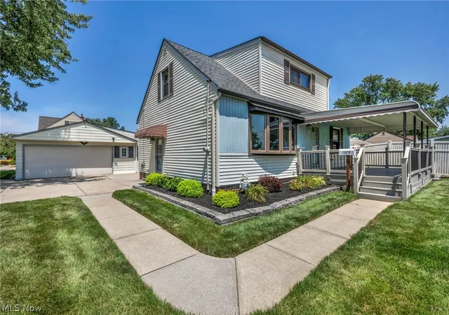 Photo 2 of Sale Pending at 3929 E 365th Street, Willoughby, OH 44094 | MLS# 5226571 | Listing updated on 2026-08-29