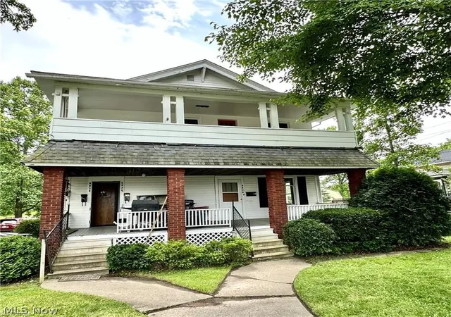 Homes for sale in Garrettsville, OH | 8026 Elm St, Garrettsville, OH 44231 | MLS# 5226536