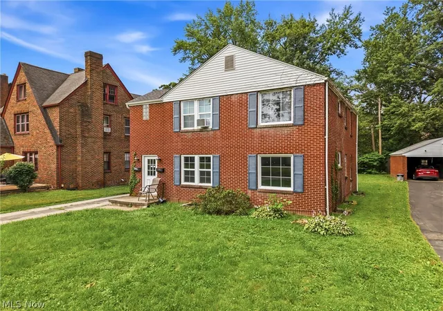 2nd image of 4230 Chester Dr, Youngstown, OH 44512 | MLS# 5226762