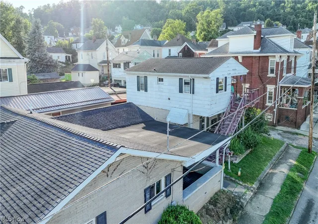 4th image of 401 W Vine St, Martins Ferry, OH 43935 | MLS# 5226735