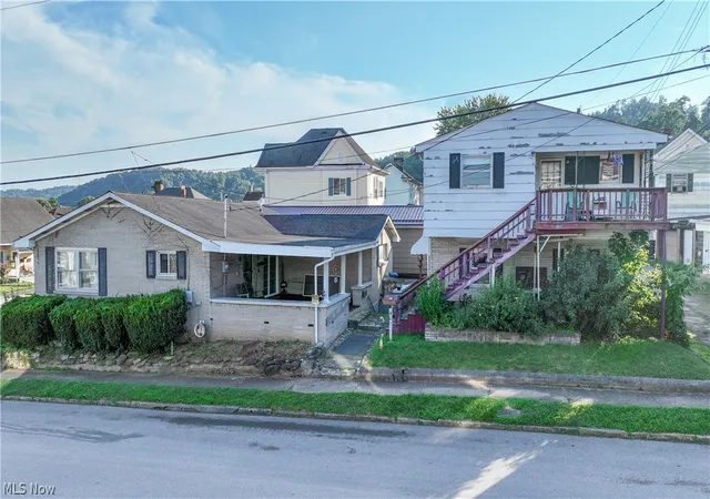 5th image of 401 W Vine St, Martins Ferry, OH 43935 | MLS# 5226735