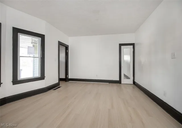 2nd image of 3692 E 146th St, Cleveland, OH 44120 | MLS# 5225377