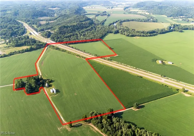 2nd image of 4748 Stark Patent Rd Sw, Newcomerstown, OH 43832 | MLS# 5226777
