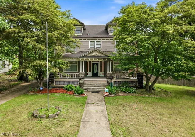 1st image of 236 N Heights Ave, Youngstown, OH 44504 | MLS# 5226783