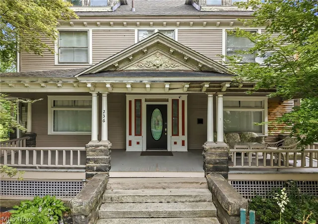 4th image of 236 N Heights Ave, Youngstown, OH 44504 | MLS# 5226783