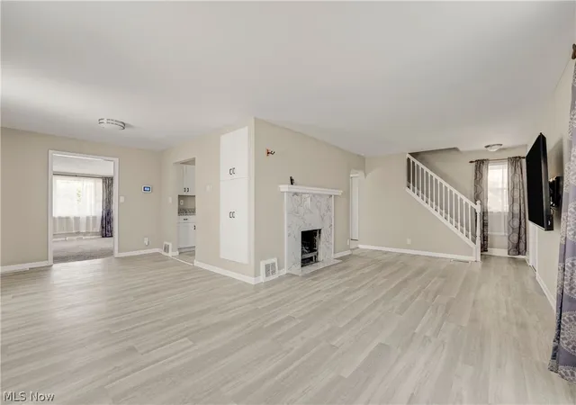 5th image of 2245 Sunset Dr, Wickliffe, OH 44092 | MLS# 5226143