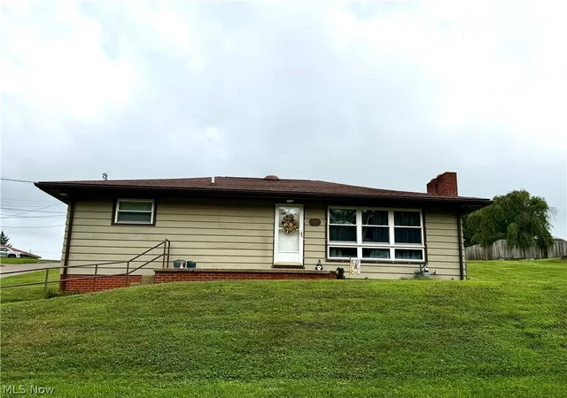 Homes for sale in Wellsburg, WV | 122 White Bell Circle, Wellsburg, WV 26070 | MLS# 5226786