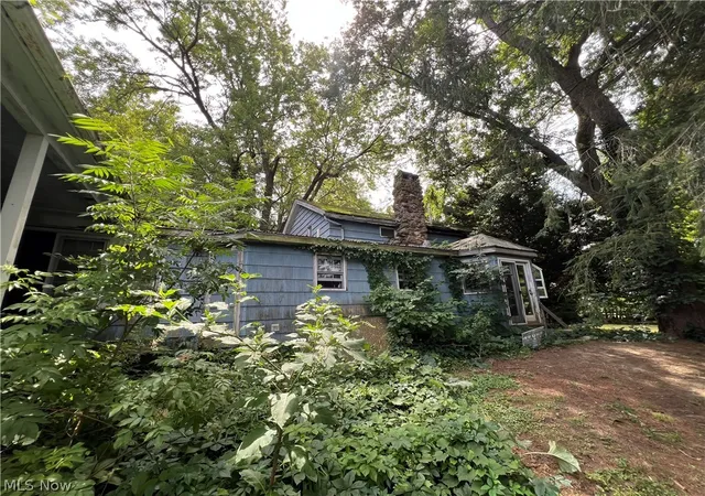 3rd image of 3527 Footville Richmond Rd, Rock Creek, OH 44084 | MLS# 5226816