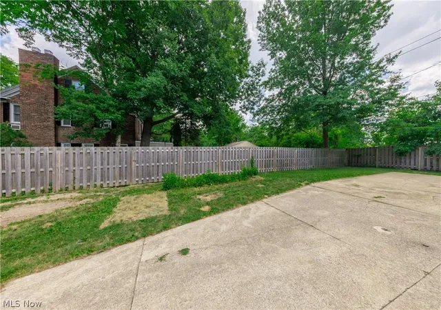 Photo 38 of Single family home for sale at 18526 Scottsdale Blvd, Shaker Heights, OH 44122 | MLS# 5226640 | Listing updated on 2026-08-27