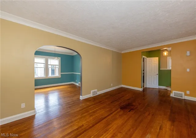 Photo 3 of Single family home for sale at 18526 Scottsdale Blvd, Shaker Heights, OH 44122 | MLS# 5226640 | Listing updated on 2026-08-27