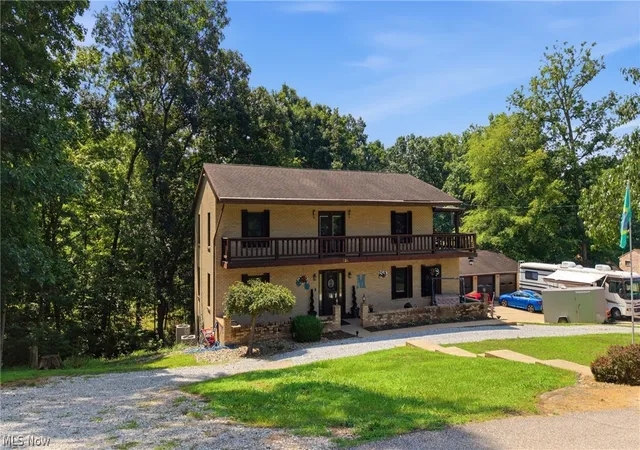2nd image of 524 Ridgewood Blvd, Belpre, OH 45714 | MLS# 5226819