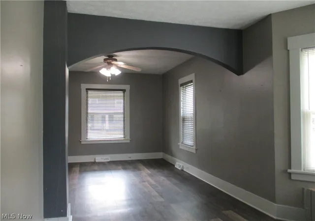 2nd image of 326 E Wilson Ave, Girard, OH 44420 | MLS# 5226824