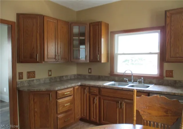 4th image of 326 E Wilson Ave, Girard, OH 44420 | MLS# 5226824