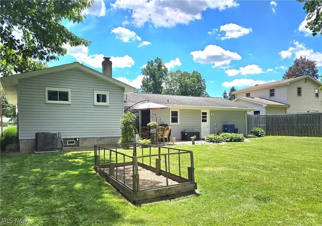 5th image of 4320 Wedgewood Dr, Austintown, OH 44511 | MLS# 5224654