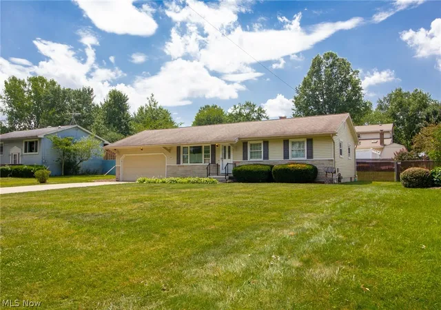 4th image of 3504 Orchard Hill Dr, Canfield, OH 44406 | MLS# 5226861