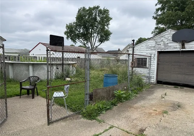 5th image of 143 Wilson St, Struthers, OH 44471 | MLS# 5226870