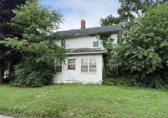 Photo 3 of Single family home for sale at 7985 Leaver Ave Nw, Canal Fulton, OH 44614 | MLS# 5226877 | Listing updated on 2026-07-19