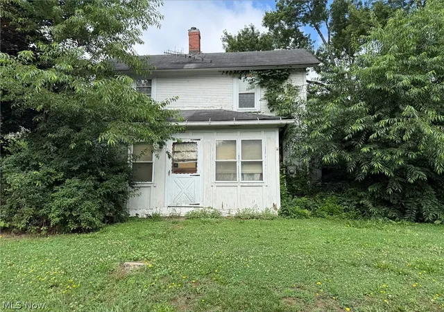 Photo 4 of Single family home for sale at 7985 Leaver Ave NW, Canal Fulton, OH 44614 | MLS# 5226877 | Listing updated on 2026-07-19