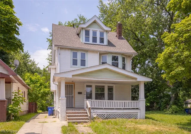2nd image of 374 E 124th St, Cleveland, OH 44108 | MLS# 5226881
