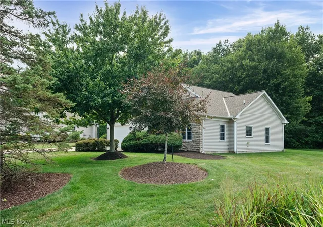 Homes for sale in Avon, OH | 4250 Reserve Wy, Avon, OH 44011 | MLS# 5226286