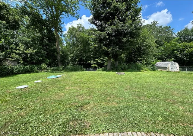 Homes for sale in Newton Falls, OH | 4540 Mahoning Dr, Newton Falls, OH 44444 | MLS# 5226890