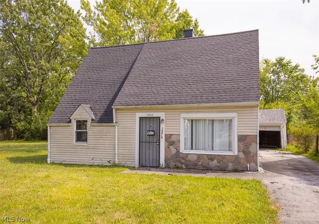 2nd image of 19414 Longbrook Rd, Cleveland, OH 44128 | MLS# 5221141