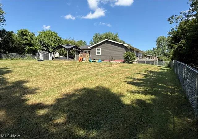 Homes for sale in East Liverpool, OH | 16781 Artistic Dr, East Liverpool, OH 43920 | MLS# 5226858
