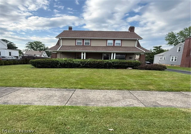 Photo 1 of Sale Pending at 34 Maple Dr, Youngstown, OH 44512 | MLS# 5226915 | Listing updated on 2026-10-08