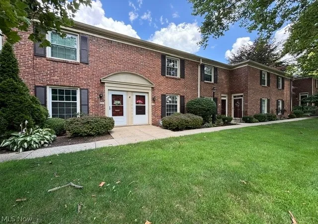 2nd image of 1315 W Market St, Akron, OH 44313 | MLS# 5226902