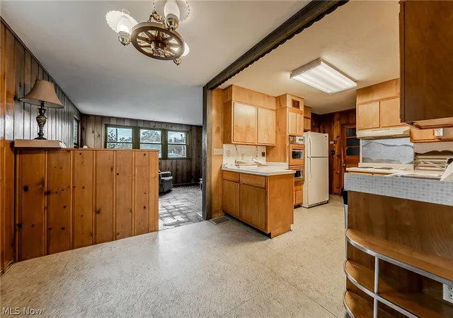 Homes for sale in Shelby, OH | 65 Parkwood Dr, Shelby, OH 44875 | MLS# 5226926