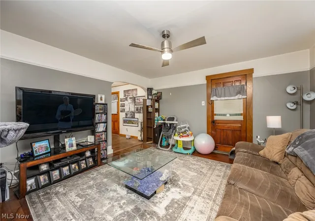 4th image of 813 Warren St, Marietta, OH 45750 | MLS# 5225725