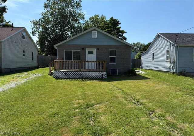 Photo 1 of Single family home for sale at 5384 Rolling Ave, Lorain, OH 44055 | MLS# 5226811 | Listing updated on 2026-09-19