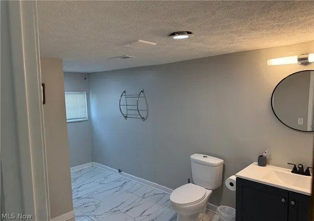 Photo 3 of Single family home for sale at 5384 Rolling Ave, Lorain, OH 44055 | MLS# 5226811 | Listing updated on 2026-09-19
