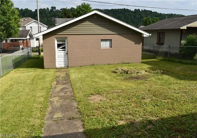 5th image of 4032 Lincoln Ave, Shadyside, OH 43947 | MLS# 5227064