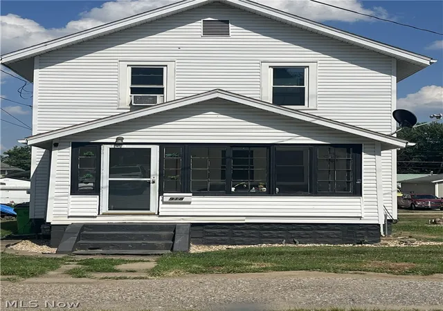 image of 918 9th St Sw, Massillon, OH 44647 | MLS# 5227076