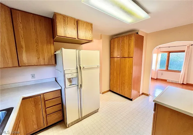 3rd image of 8238 Center Rd, Ashtabula, OH 44004 | MLS# 5227023