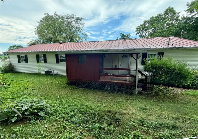 Photo 10 of Single family home for sale at 220 Mill St, Waterford, OH 45786 | MLS# 5226888 | Listing updated on 2026-07-13