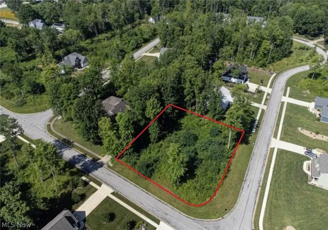 Homes for sale in Wakeman, OH | 22 Foxwood Cir, Wakeman, OH 44889 | MLS# 5226266