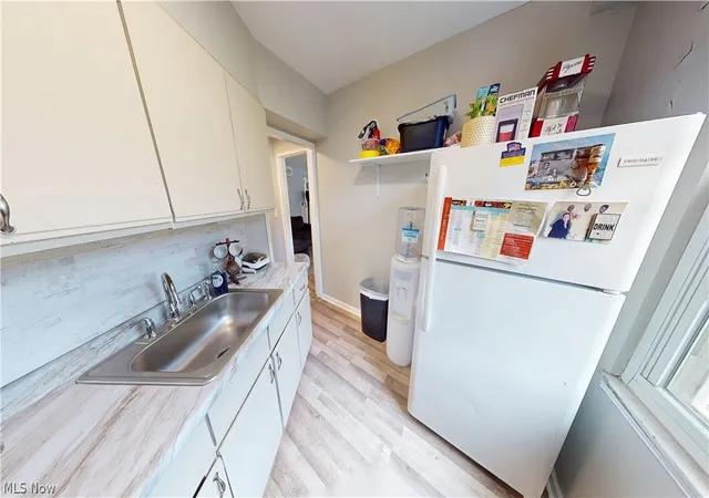 Photo 4 of Condo for sale at 13800 Fairhill Rd #111, Cleveland, OH 44120 | MLS# 5227000 | Listing updated on 2026-07-20